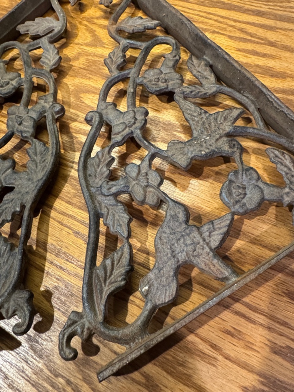 Ornate Cast Iron Floral Wall Brackets (set of two matching) - Picture 2 of 10